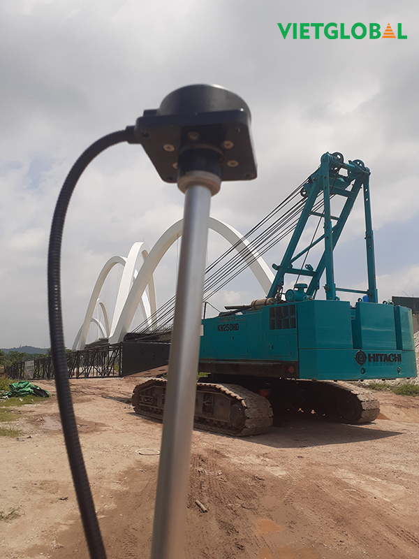 cảm biến nhiên liệu máy cẩu