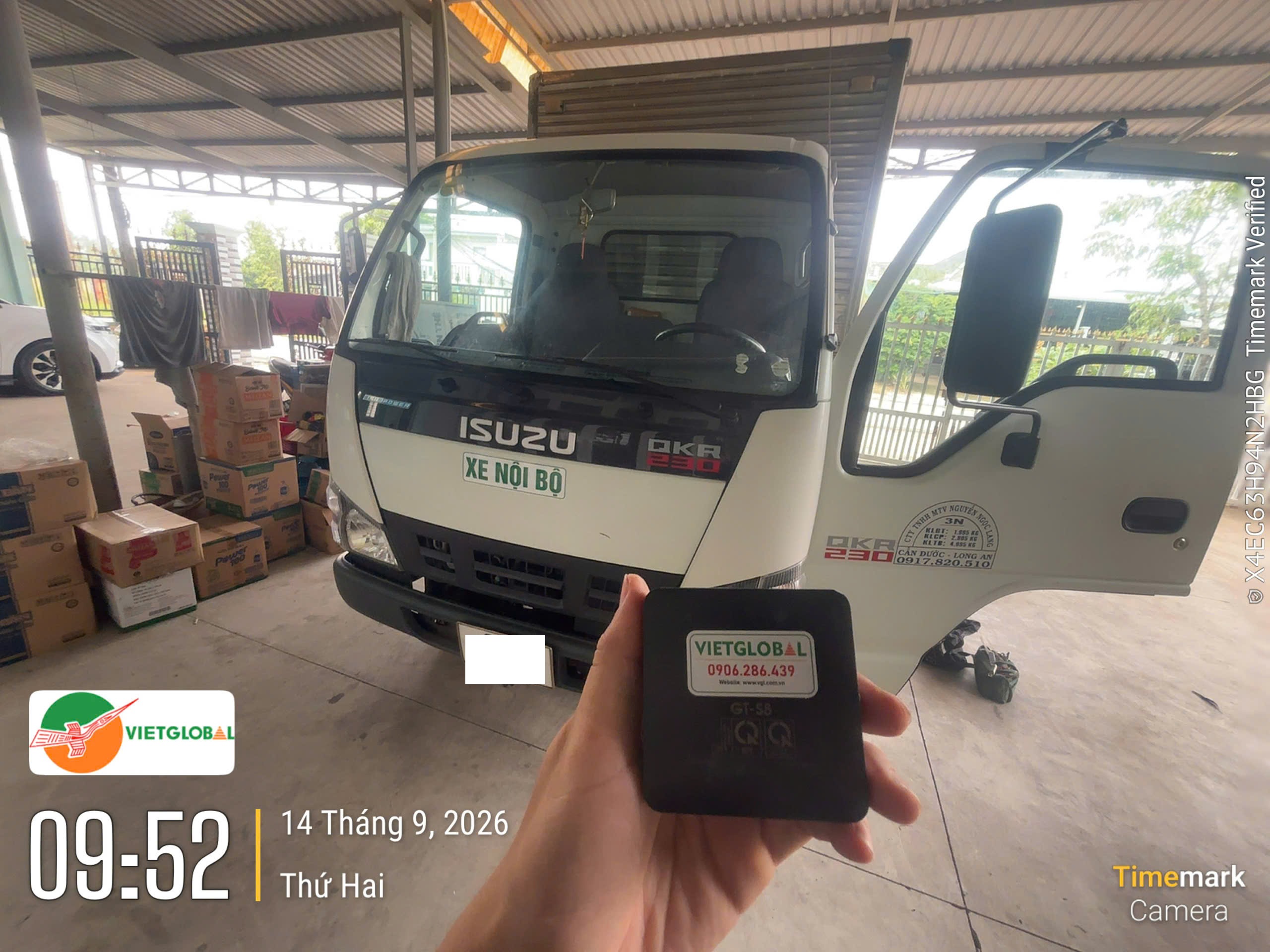 định vị xe nội bộ